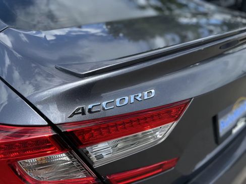 Used 2019 Honda Accord Sport image 36