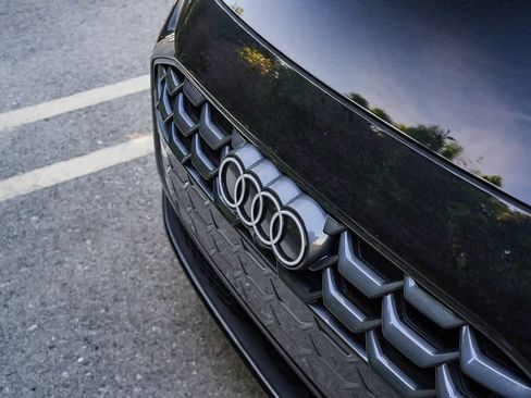 New 2025 Audi A5 2.0T Premium image 9