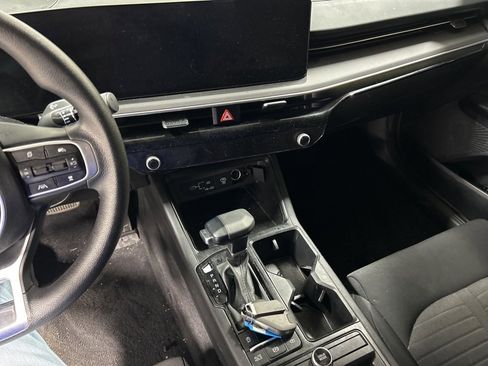 Used 2025 Kia K5 LXS image 7