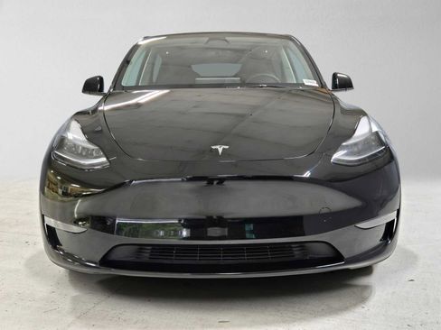 Used 2023 Tesla Model Y Long Range AWD/4WD image 8