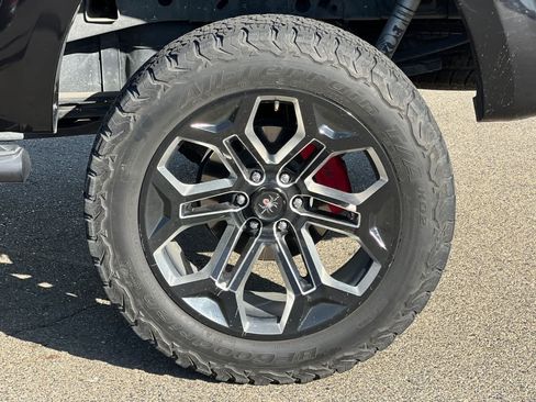 Used 2022 Ford F150 XLT w/ Equipment Group 302A High AWD/4WD image 25