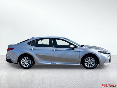 Certified 2025 Toyota Camry LE image 7