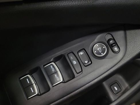 Used 2018 Honda Accord Sport image 27