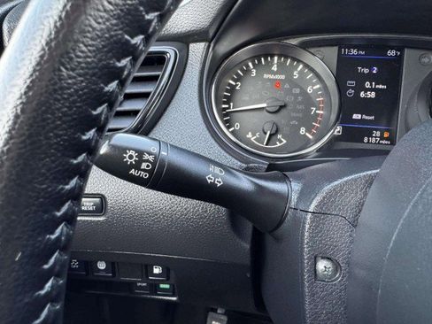 Used 2020 Nissan Rogue S w/ Special Edition Package image 22