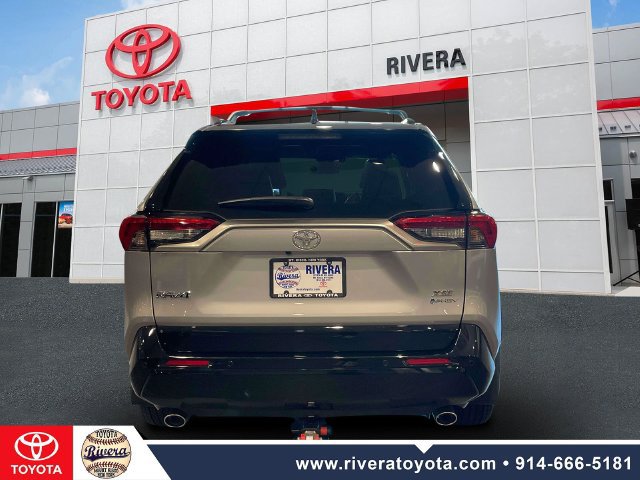 Certified 2025 Toyota RAV4 XSE w/ Premium Package AWD/4WD image 8