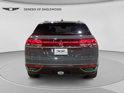 Used 2024 Volkswagen Atlas Cross Sport SE AWD/4WD image 8
