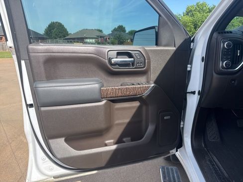 Used 2021 GMC Sierra 1500 Denali w/ Denali Ultimate Package AWD/4WD image 18