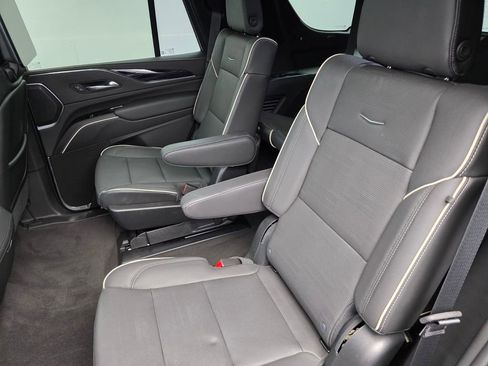 Used 2023 Cadillac Escalade Sport w/ LPO, ONYX Package AWD/4WD image 16
