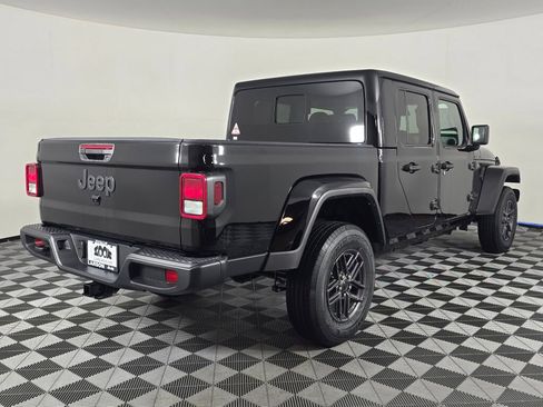 New 2026 Jeep Gladiator Sport image 4