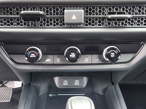 New 2026 Honda HR-V LX image 12