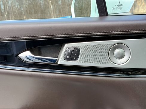 Used 2022 Lincoln Nautilus Black Label w/ Cargo Utility Package image 29