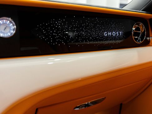 Certified 2022 Rolls-Royce Ghost image 32