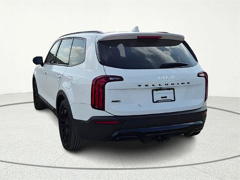 Used 2022 Kia Telluride SX w/ SX Prestige Package image 5