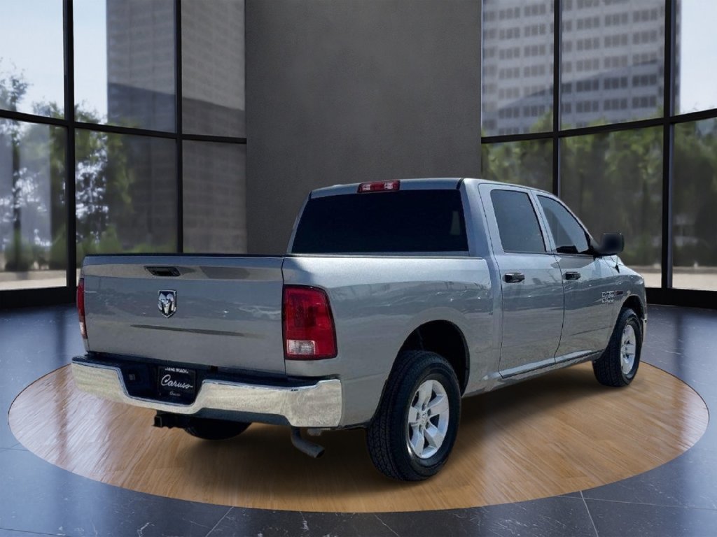 Used 2019 RAM 1500 Tradesman w/ Chrome Appearance Group RWD image 3