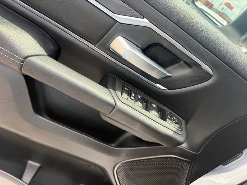New 2026 RAM 1500 Big Horn AWD/4WD image 11