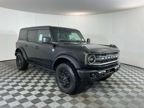 New 2025 Ford Bronco Big Bend w/ Black Diamond Package image 3