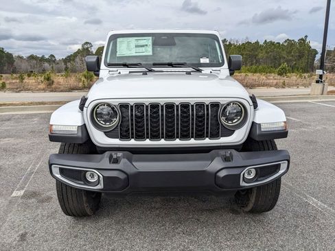 New 2026 Jeep Gladiator Sport image 17