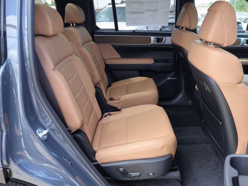 New 2026 Hyundai Santa Fe Calligraphy image 10