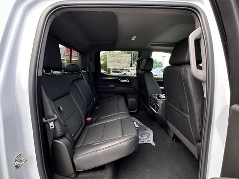 New 2026 GMC Sierra 1500 Denali w/ Denali Reserve Package AWD/4WD image 14