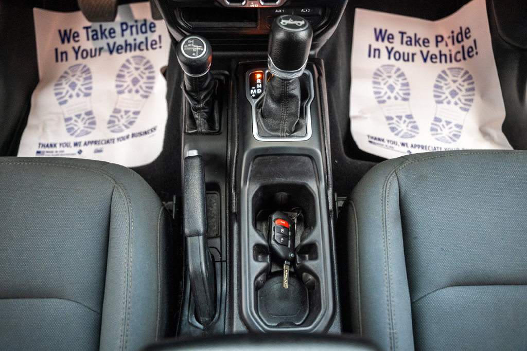 Used 2018 Jeep Wrangler Unlimited Sport S AWD/4WD image 20
