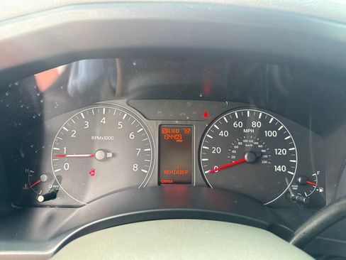 Used 2021 Nissan NV 3500 S image 17