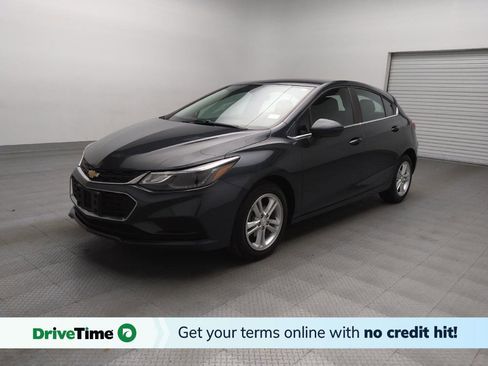 Used 2018 Chevrolet Cruze LT image 1