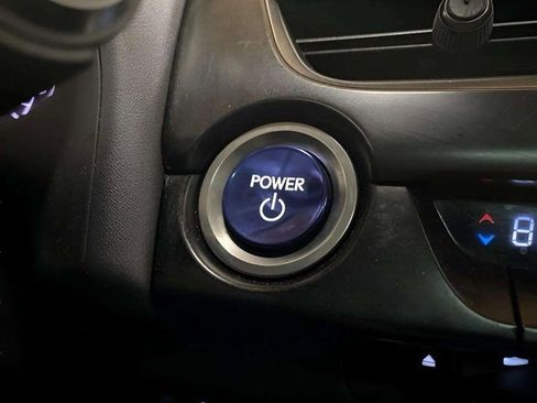 Used 2019 Lexus UX 250h w/ Premium Package image 36