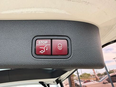 Used 2019 Mercedes-Benz GLS 450 4MATIC image 16