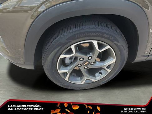 Used 2024 Chevrolet Trax LT w/ Driver Confidence Package FWD image 10