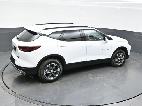 Used 2025 Chevrolet Blazer LT w/ Convenience Package AWD/4WD image 37