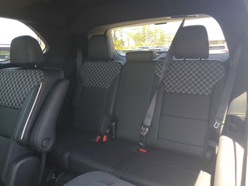New 2026 GMC Acadia Denali w/ Super Cruise Package FWD image 14