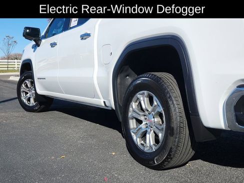 Used 2024 GMC Sierra 1500 SLT image 17