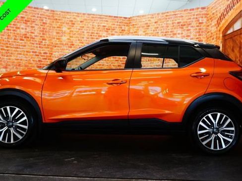 Certified 2024 Nissan Kicks SV image 4