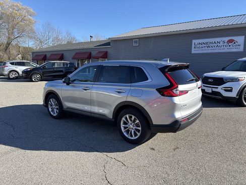 Used 2023 Honda CR-V EX-L image 9