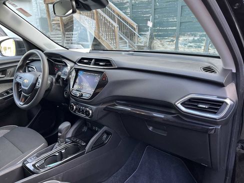 Used 2023 Chevrolet TrailBlazer LT w/ Convenience Package image 26