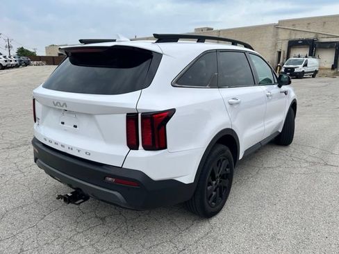 Used 2022 Kia Sorento S AWD/4WD image 2