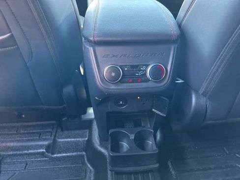 Used 2025 Ford Explorer ST-Line w/ Premium Package RWD image 23