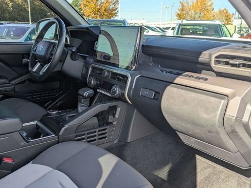 Used 2024 Toyota Tacoma TRD Sport image 30