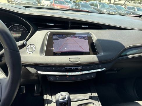Used 2019 Cadillac XT4 Sport FWD image 15