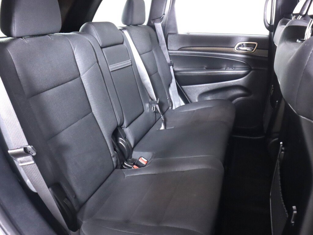 Used 2016 Jeep Grand Cherokee Laredo w/ Quick Order Package 23E AWD/4WD image 39