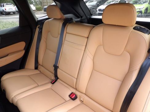 Used 2022 Volvo XC60 T8 Inscription w/ Advanced Package image 26