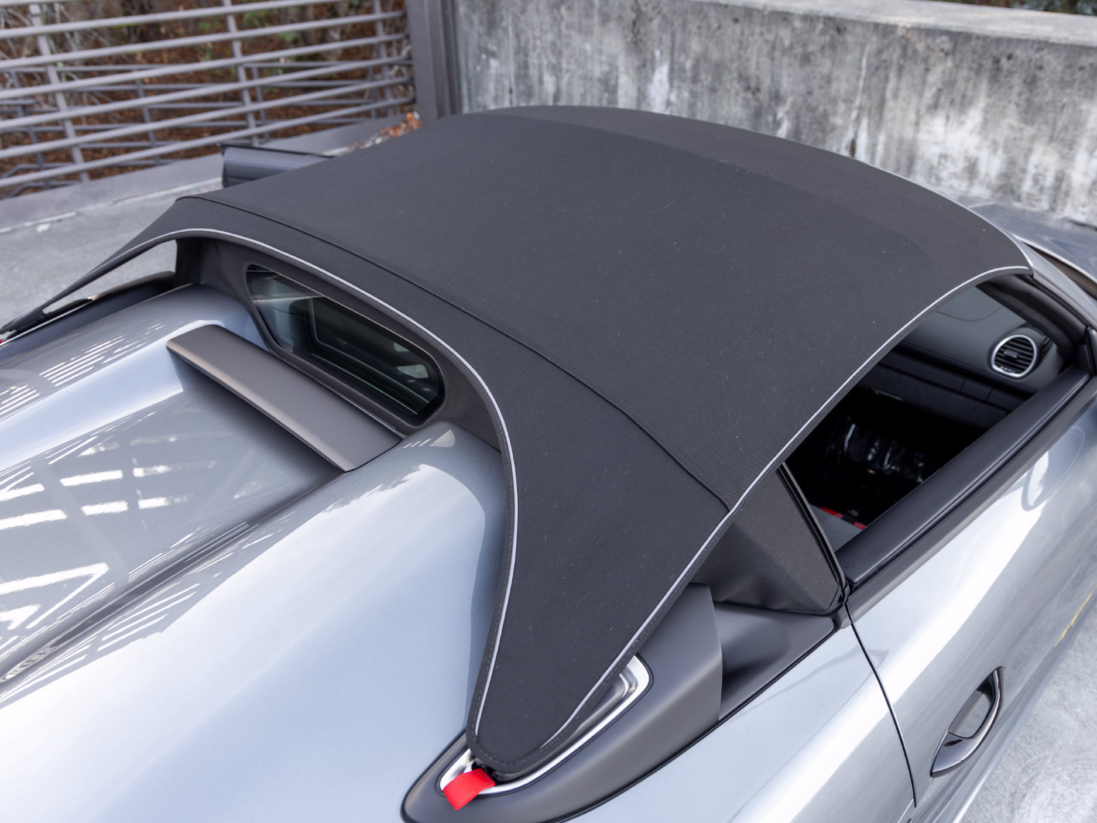 Certified 2025 Porsche 718 Boxster Spyder RS RWD image 30