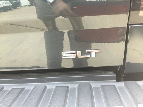 Used 2018 GMC Sierra 1500 SLT AWD/4WD image 34