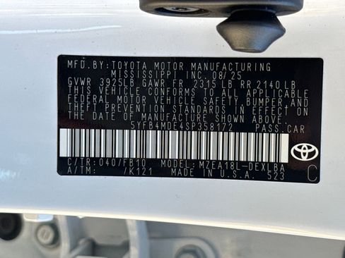 Used 2025 Toyota Corolla LE image 30