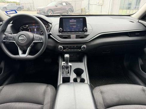 Used 2020 Nissan Altima 2.5 S FWD image 24
