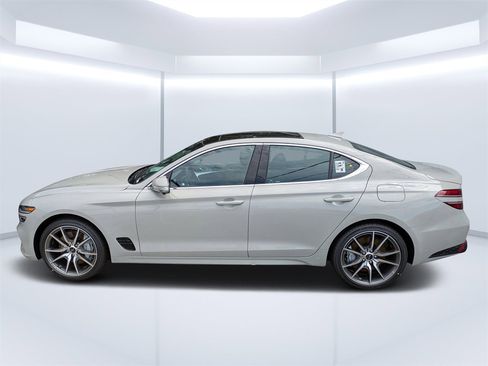 New 2026 Genesis G70 2.5T Prestige image 5