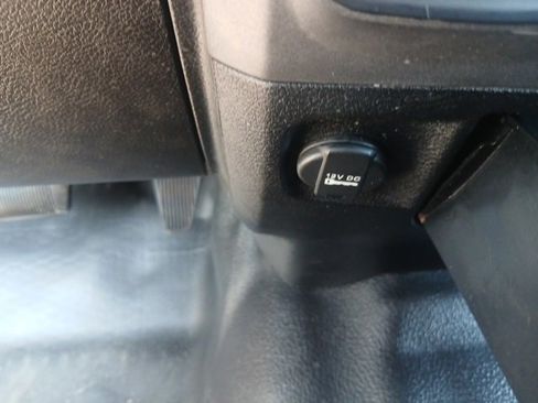 Used 2018 RAM 3500 Tradesman w/ Chrome Appearance Group image 44