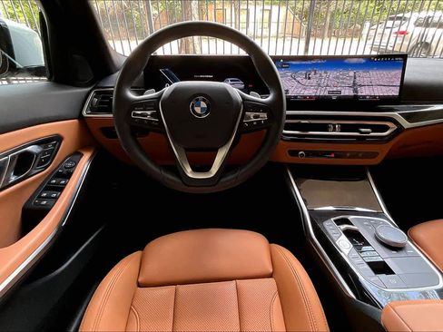 Used 2023 BMW 330i Sedan w/ Parking Assistance Package image 5