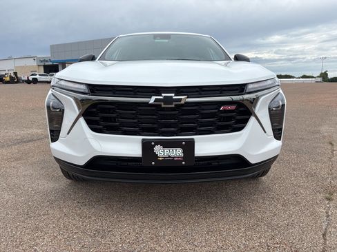 New 2026 Chevrolet Trax RS w/ Sunroof Package image 9