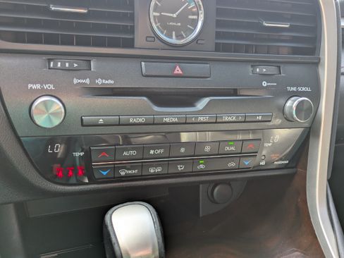 Used 2019 Lexus RX 350 FWD w/ Premium Package image 16